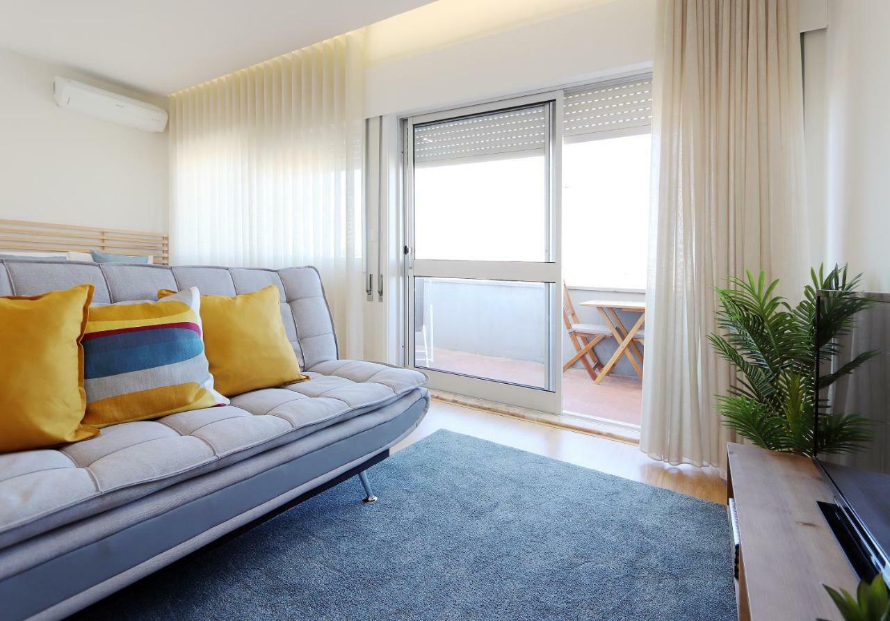 Апартаменты Hm - Living Batalha Square 1 Порту Экстерьер фото